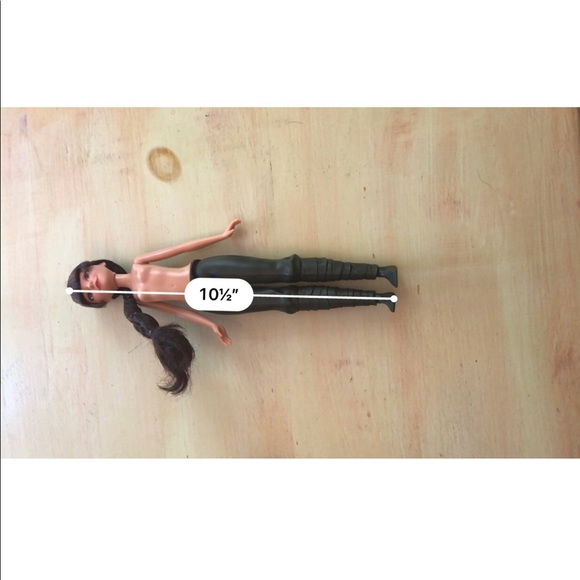 Disney Frozen II Honeymaren Doll To Dress Retired - Picture 4 of 6